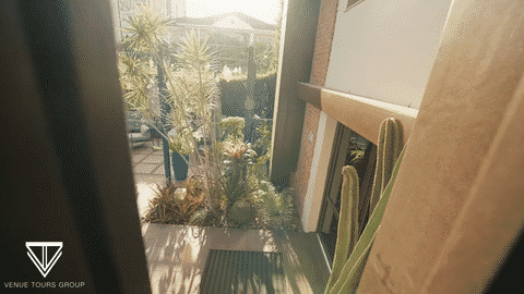 Restaurant  & Lounge