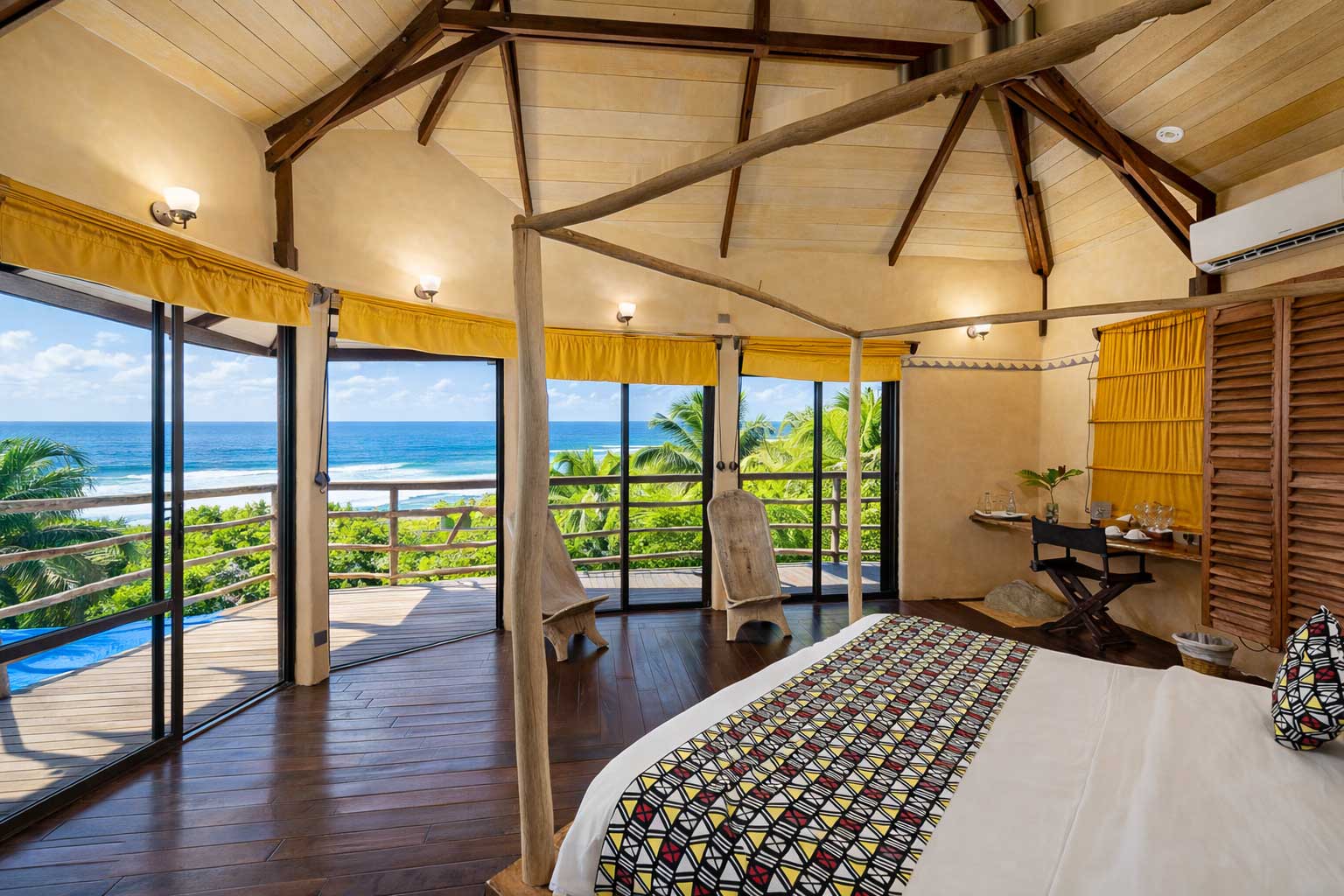 Lou Moon Resort
